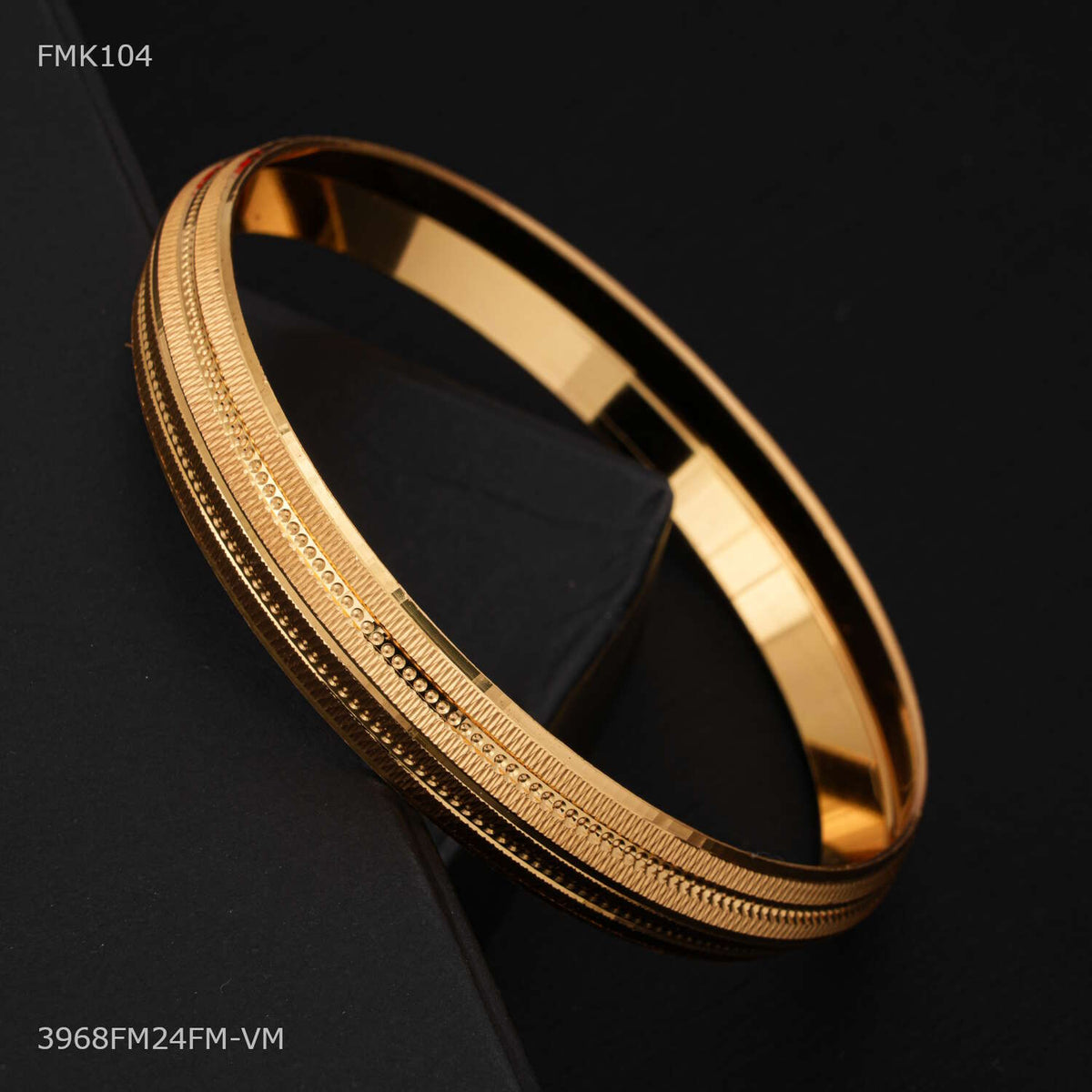 Designer golden Dot Lining kada for Men FMK104