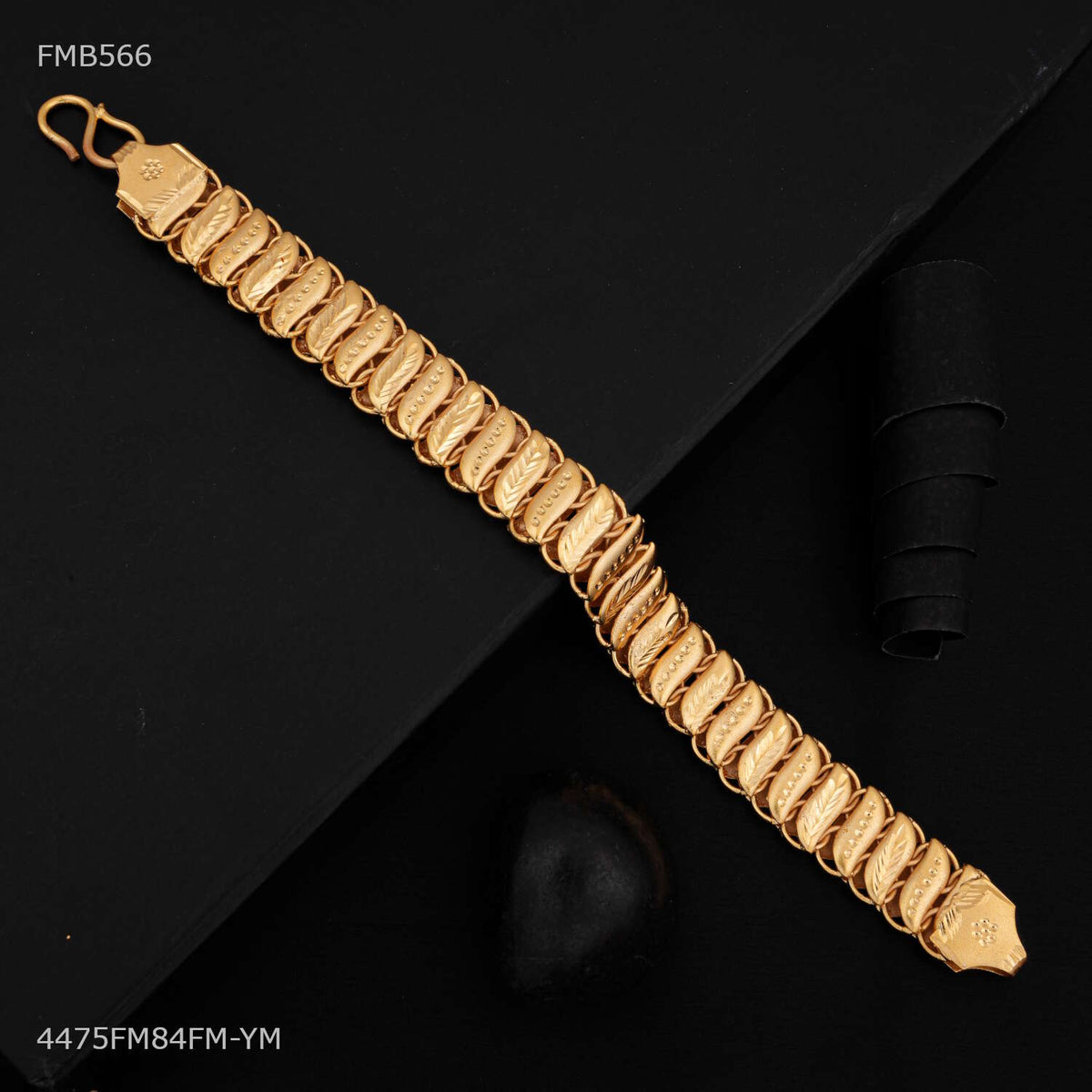 Designer Heavy S Cut Leaf Bracelet For Men - FMB566