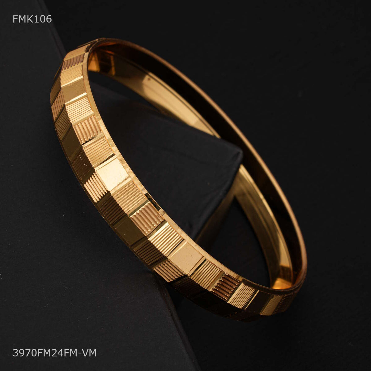 Designer Mix Mini Lining Box golden kada for Men FMK106