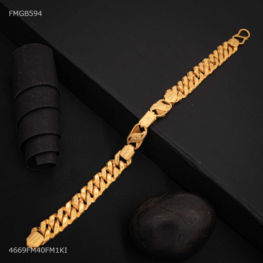 Designer Pokel Fancy Box Link Bracelet For Men - FMGB594
