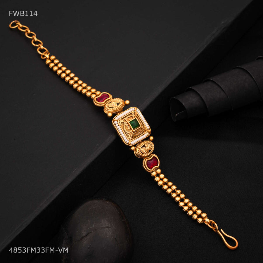Designer Squar Mini Green AD Bracelet For Women - FWB114