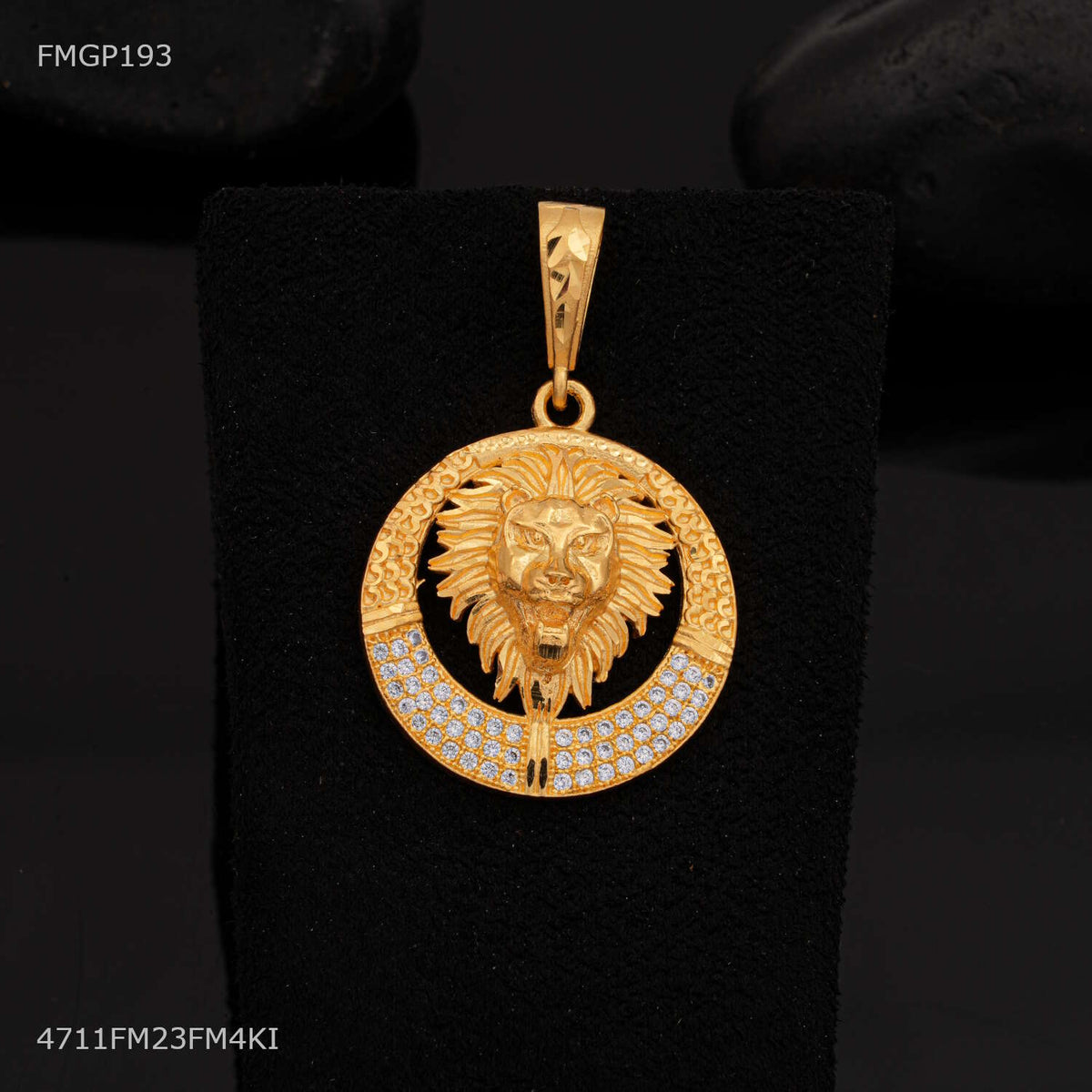 Luxury Round with Lion Gold Plated Pendant for Men - FMGP193