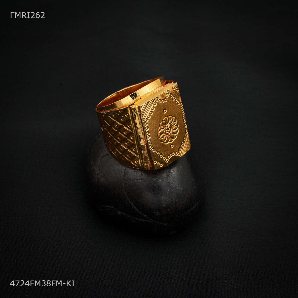 Shini Long  Square Box Dot Texture ring for men - FMRI262