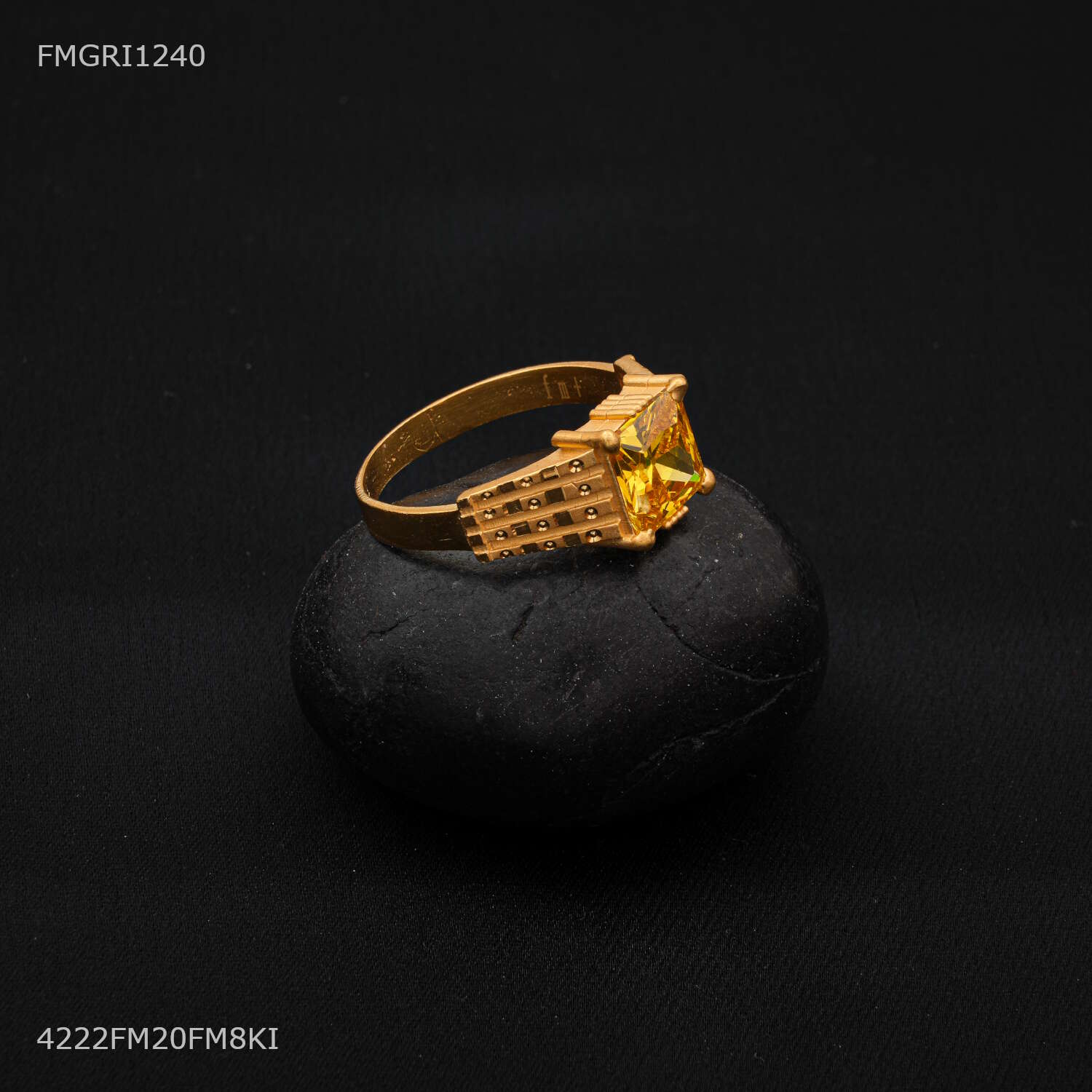 フリ-マンズ Shini Square Yellow Diamond Ring design for men - FMGRI240 – Freemen®