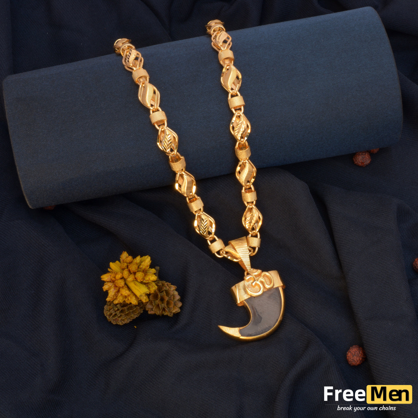 Minprice High Quality Gold Plated Rope Neck Chain with Lion Nail Pendant  Gold-plated Plated Brass, Alloy Chain Price in India - Buy Minprice High  Quality Gold Plated Rope Neck Chain with Lion